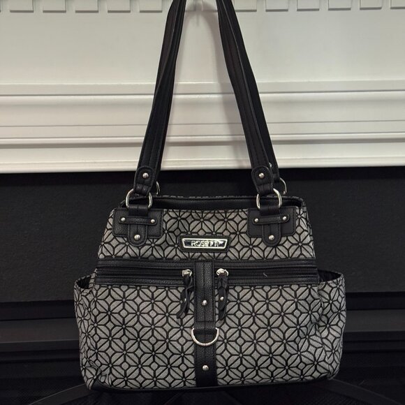 Purse - Picture 1 of 2